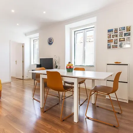 Typical Madragoa By Homing Apartamento